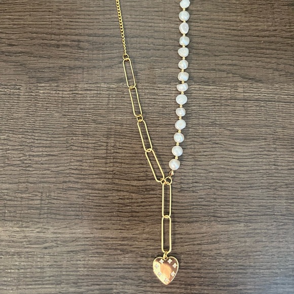 Boutique gold pearl necklace - Picture 3 of 3